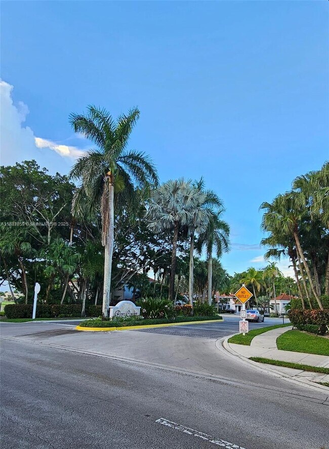 Building Photo - 9220 NW 9th Pl