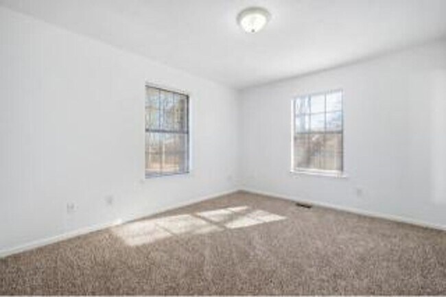 Building Photo - Call Sabrina Thomas at 757=767-0767 for more information