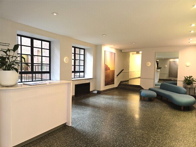 Building Photo - 340 Haven Ave