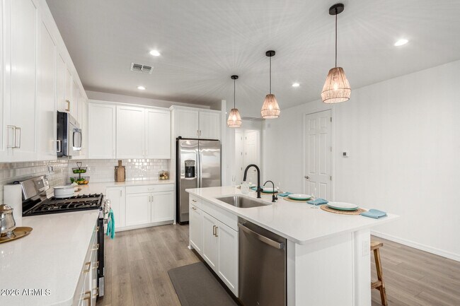 Building Photo - 20264 W Montecito Ave