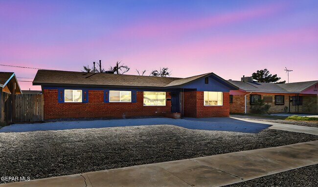 Building Photo - 5934 Flounder Dr