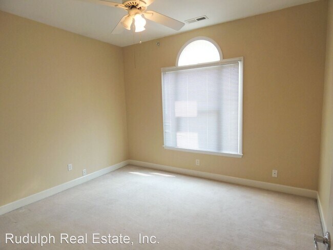 Building Photo - 2 br, 2 bath House - 241 Crest Lake Drive