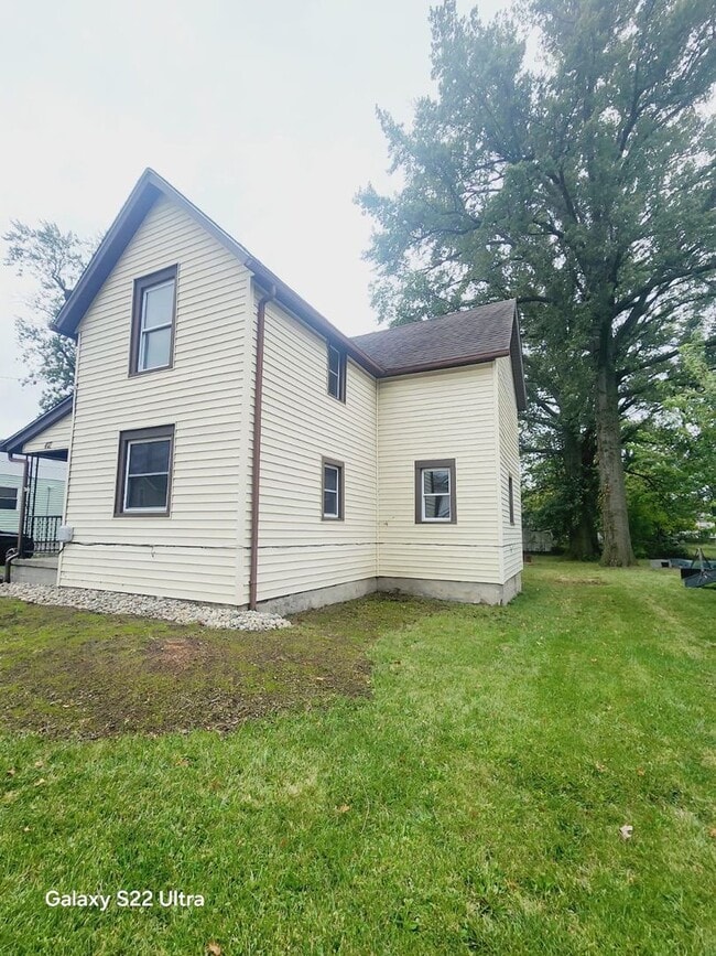 Building Photo - 411 Ewing Ave