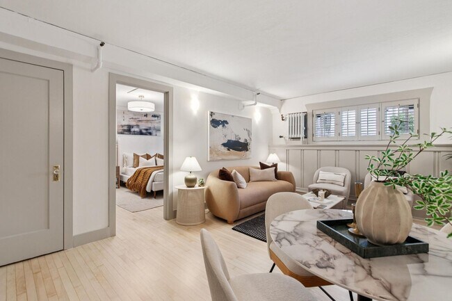 Building Photo - Pacific Heights: Updated Condo w/ Enchanti...