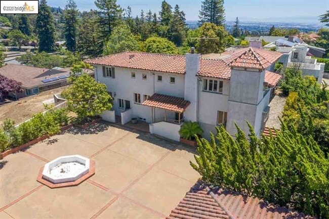 Building Photo - Luxury Upper Piedmont Estate