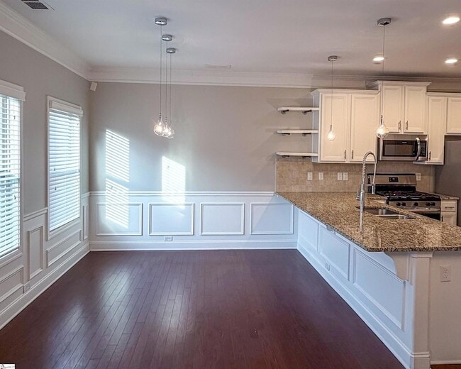 Building Photo - 428 Woodbark Ct