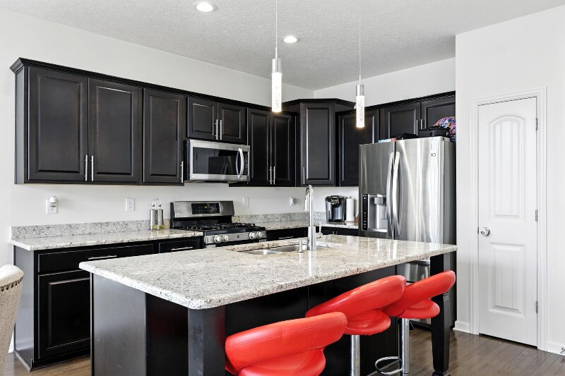 Building Photo - 5497 Mercier St