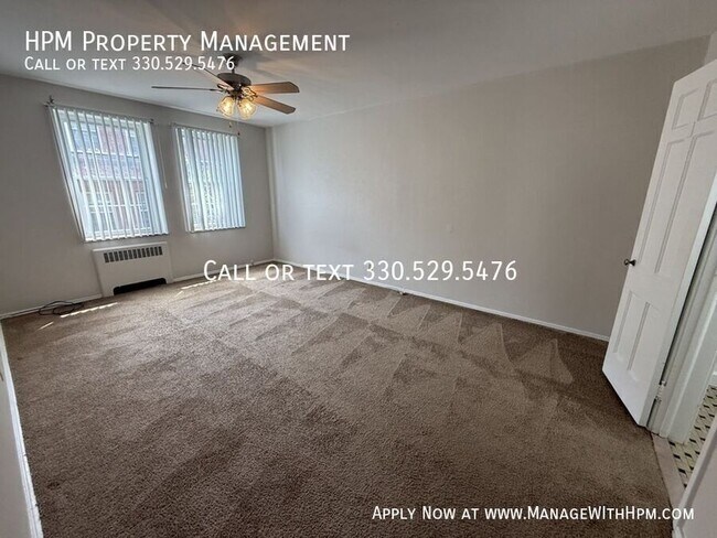 Building Photo - 3270 Warrensville Center Rd