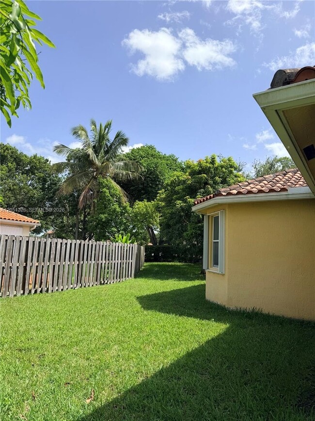 Building Photo - 3802 SW 165th Terrace