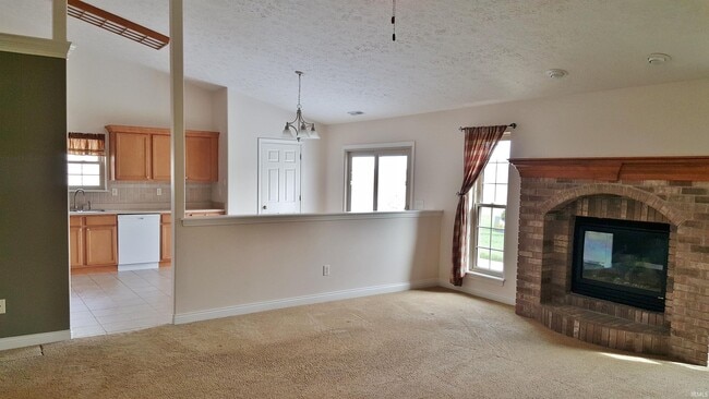 Building Photo - 1409 Shining Armor Ln