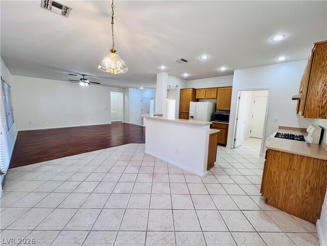 Building Photo - 3047 Hickory Valley Rd