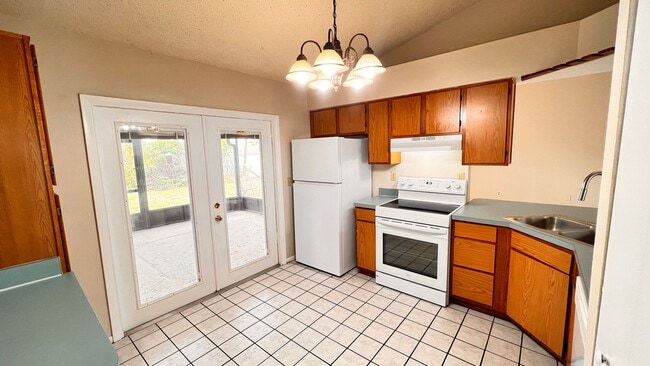 Building Photo - Lovely 3 bedroom, 2 bath in Deltona