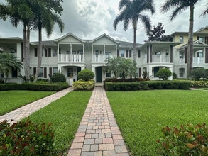 Building Photo - 3325 E Community Dr