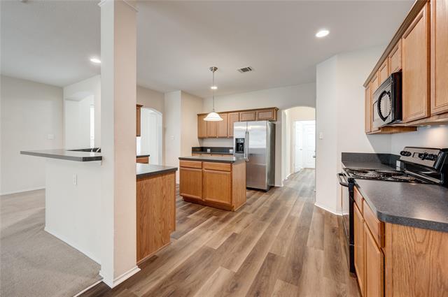 Building Photo - 1415 Ravenwood Dr