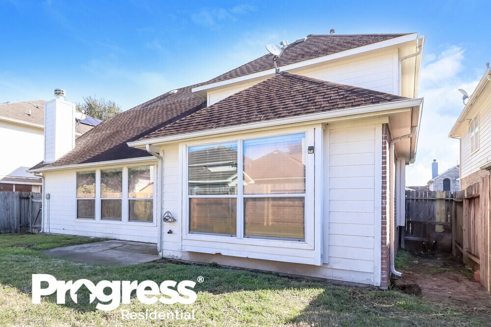 Building Photo - 12015 Raven View Dr