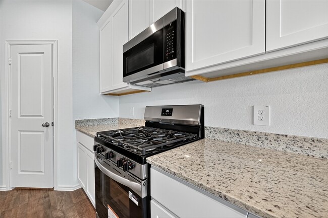 Building Photo - 27222 Fulshear Bend Dr