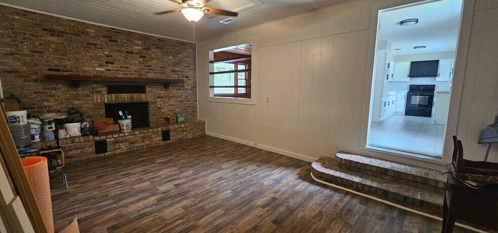 Building Photo - 2270 Hammock Rd