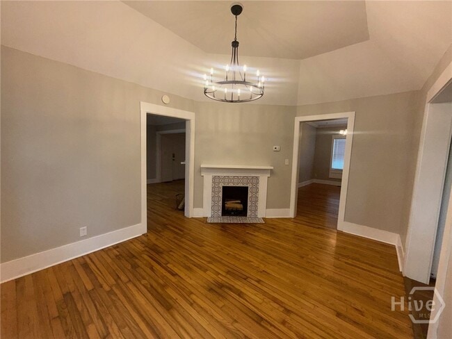 Building Photo - 504 N Maple St