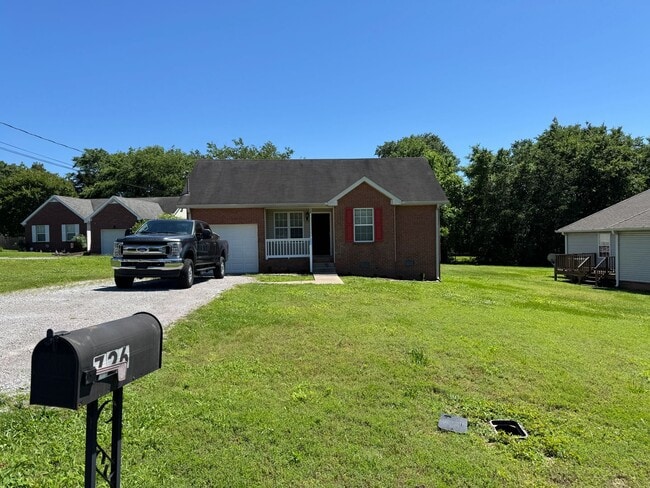Primary Photo - FOR LEASE- SINGLE FAMILY HOME WALKING DIST...