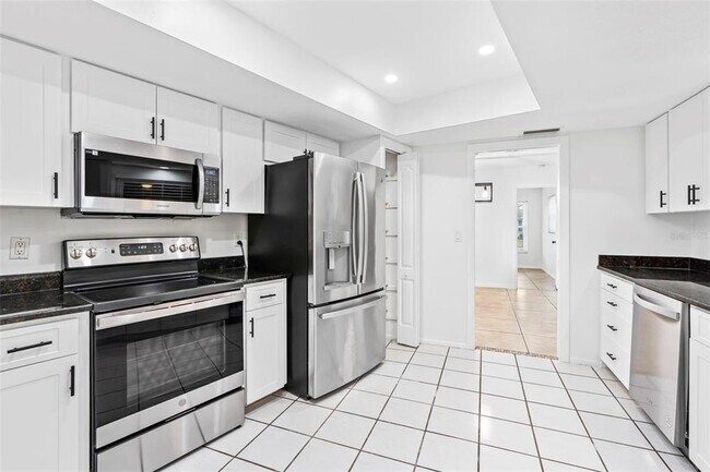 Building Photo - 269 Algiers Dr