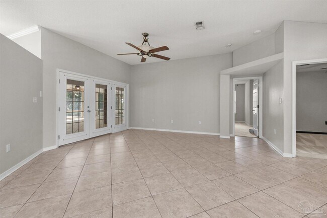 Building Photo - 2491 Parkridge Dr