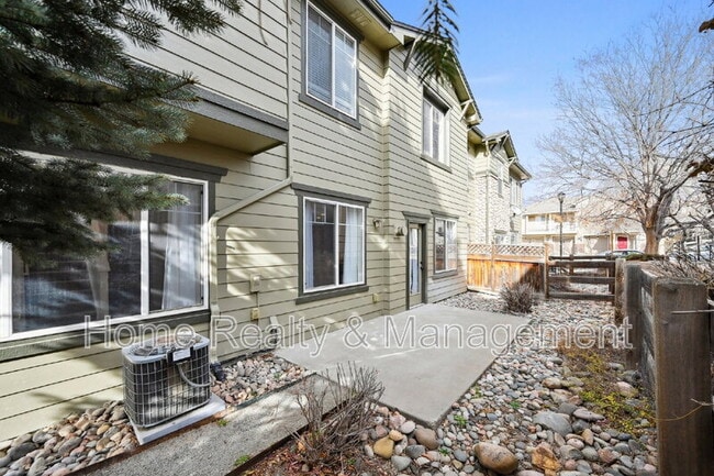 Building Photo - 12923 Grant Cir E