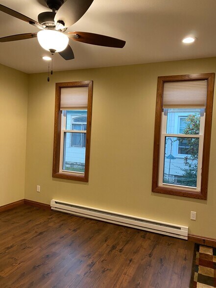 Building Photo - 1502 Mississippi St