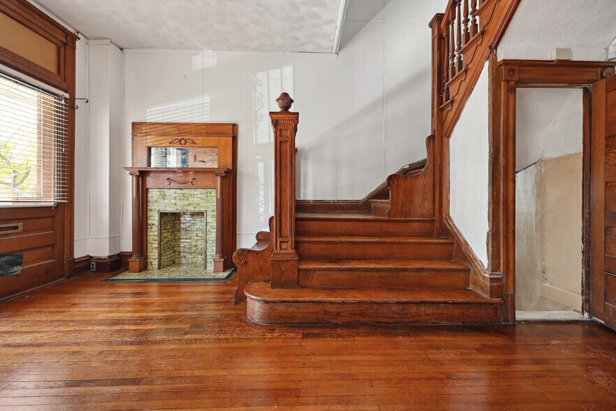 Building Photo - 5237 Enright Ave