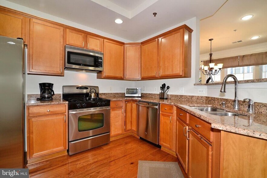 Building Photo - 7134 Huntley Creek Pl