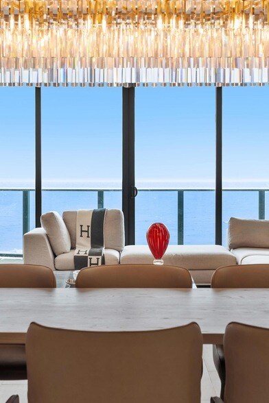 Building Photo - 900 N Ocean Blvd