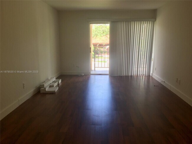 Building Photo - 9225 SW 87th Ave
