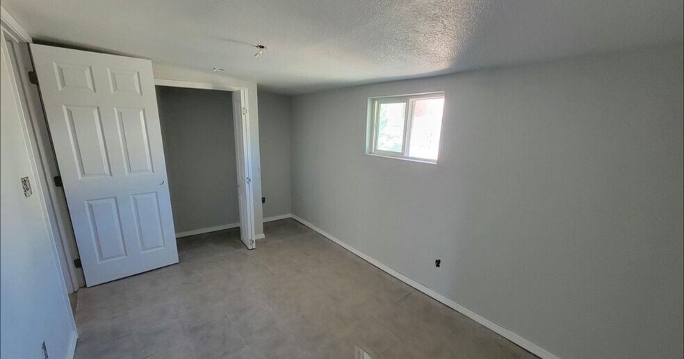 Building Photo - 231 Francis St