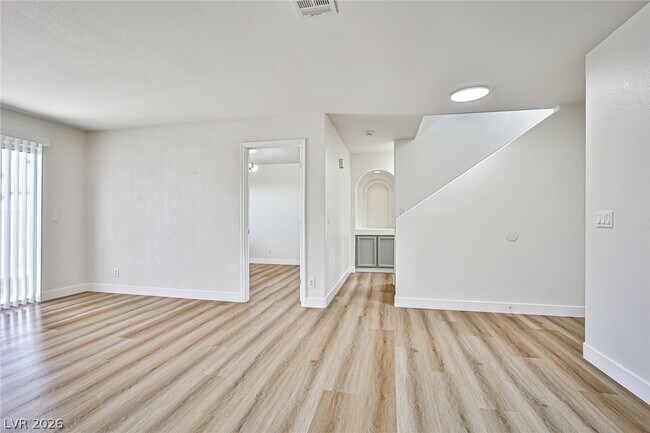 Building Photo - 9281 Casa Christina Ln