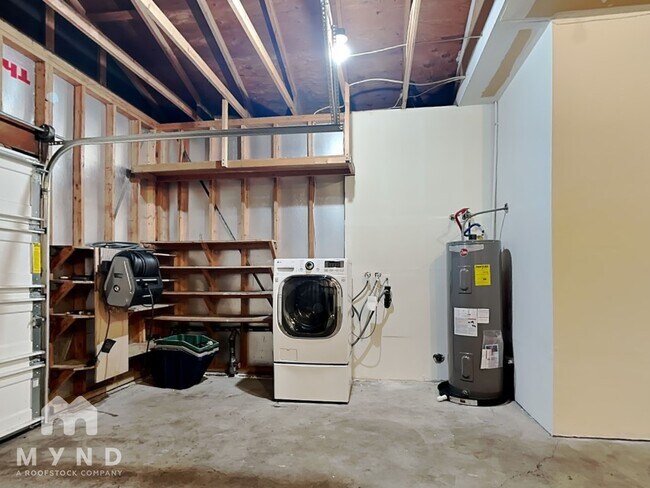 Building Photo - 11709 NE 98th St