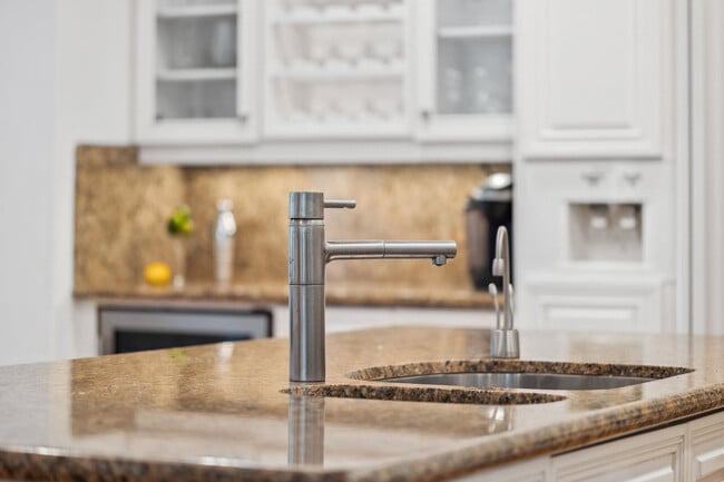 Building Photo - 3301 NE 16th St