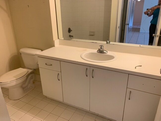 Building Photo - 3874 Lyons Rd