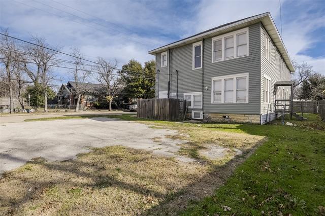 Building Photo - 3002 S Jennings St