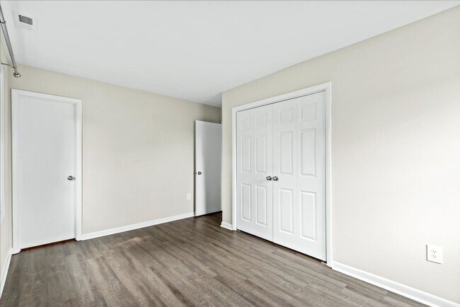 Building Photo - CLOSE TO I-95 & QUANTICO!