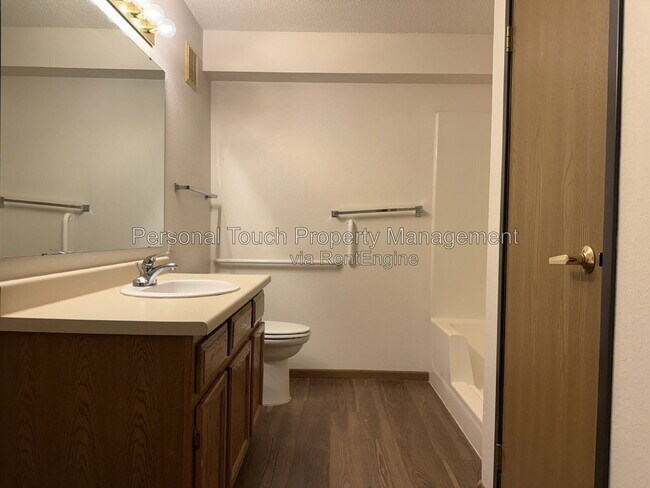 Building Photo - 455 22nd St E