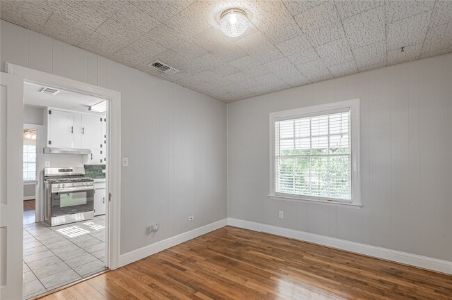 Building Photo - 1415 22nd St