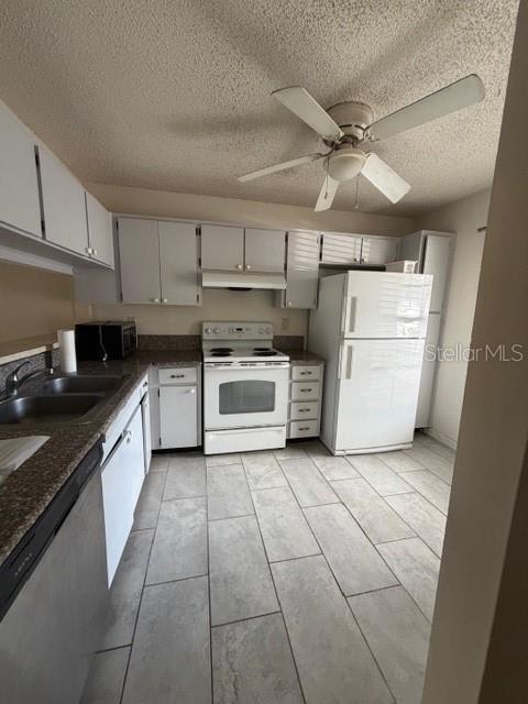 Building Photo - 1604 Nantucket St