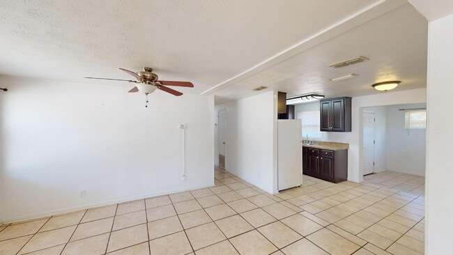 Building Photo - 370 Gwinnett Rd