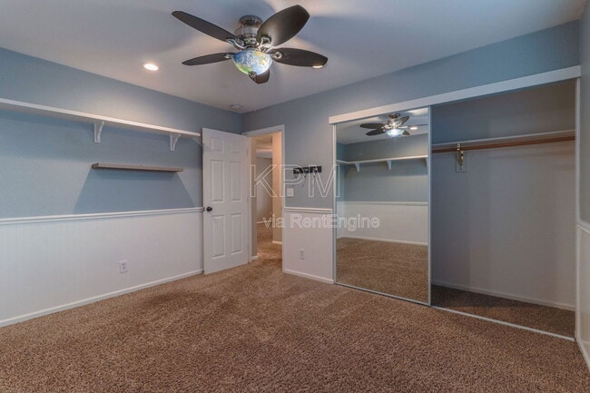 Building Photo - 2326 Carriage Dr