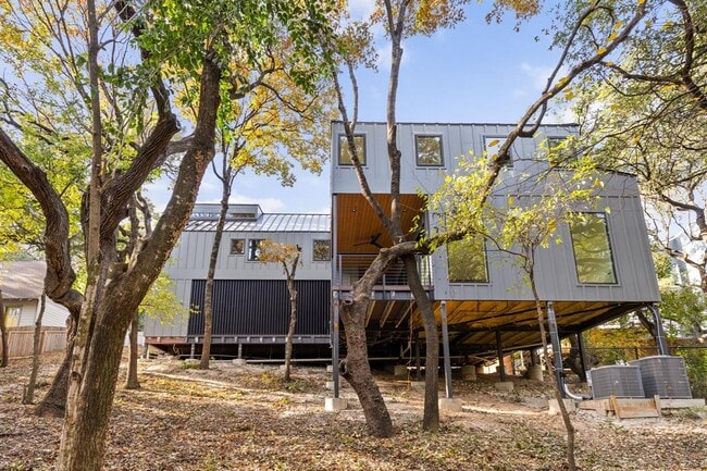 Building Photo - 1603 Chelsea Ln