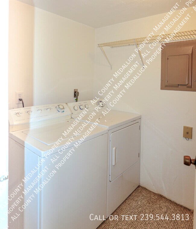 Building Photo - 719 SW 47th Terrace