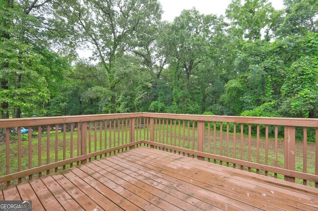 Building Photo - 604 Cloudland Dr
