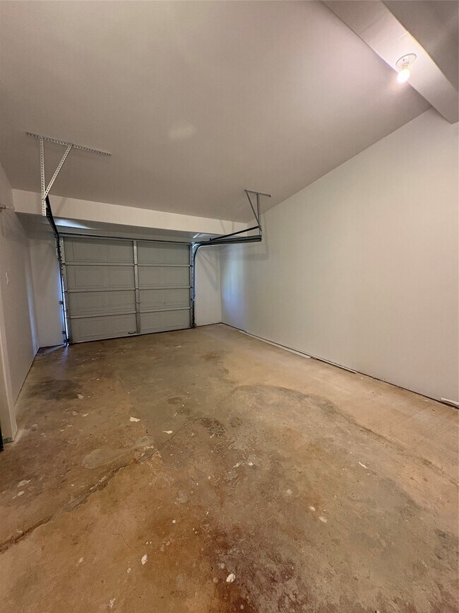 Building Photo - 55 Periwinkle Ct