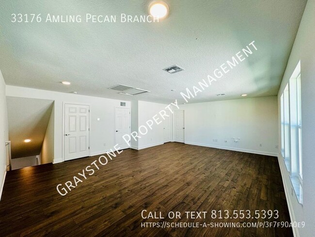 Building Photo - "Luxury Living in Wesley Chapel: Spacious ...