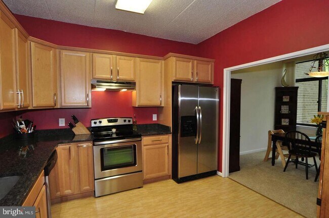 Building Photo - 2102 Green Watch Way
