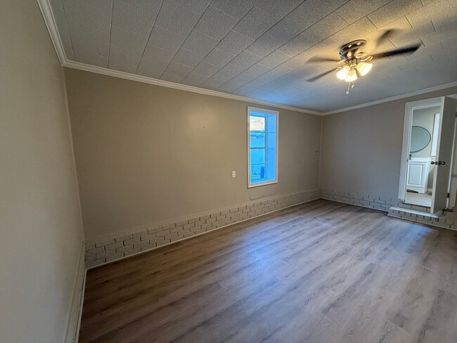 Building Photo - House For Rent in Rayne - 30 Mins From ULL & LSUE